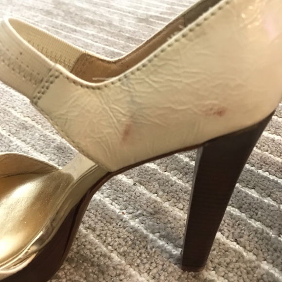 Michael Kors Crinkled Patent Leather Platform - Picture 6 of 6